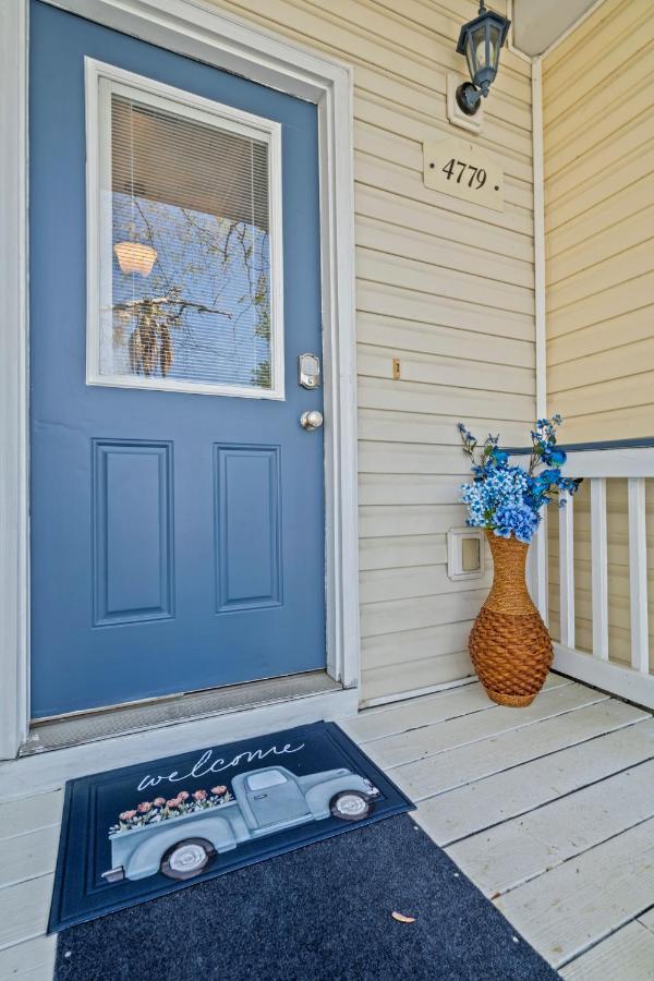 ☆Live On The Water! Lake Palmetto Palm W/ Patio - 10Min To Downtown & Beaches☆ Charleston Esterno foto