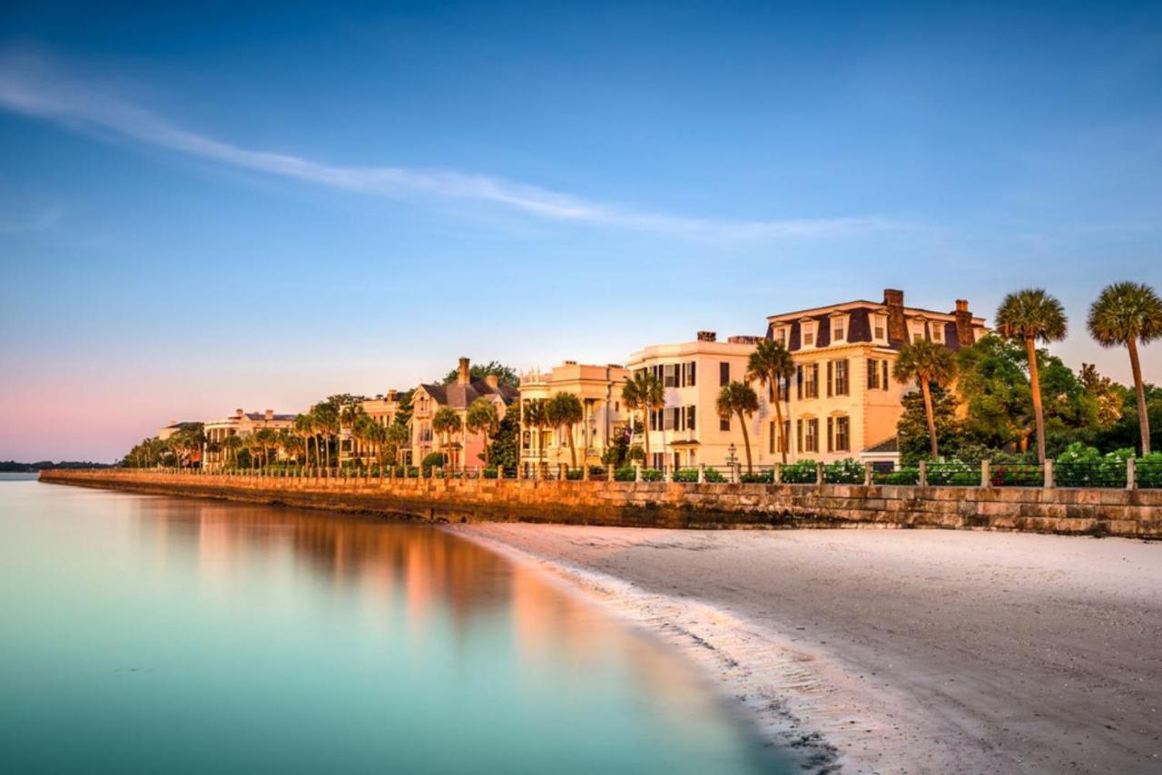 ☆Live On The Water! Lake Palmetto Palm W/ Patio - 10Min To Downtown & Beaches☆ Charleston Esterno foto